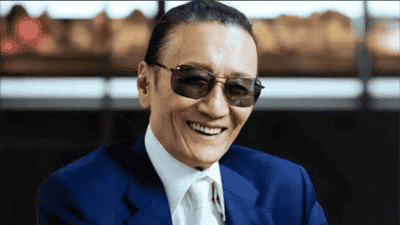 谢贤隐退：家属不进殡仪馆直接火葬