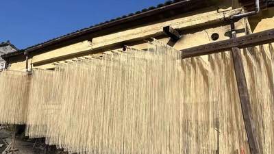 去温州永嘉桥头窑底村，体验传承200年的手工索面制作全过程