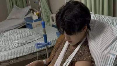 景区NPC掰手腕受伤致骨折 一级跆拳道选手求助盼游客现身