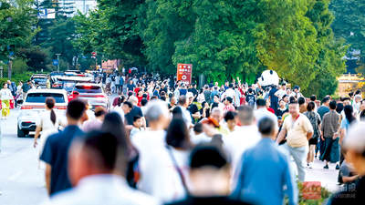 两天2.5万人次共赏云端山水 九宫山多元业态点燃纳凉热潮