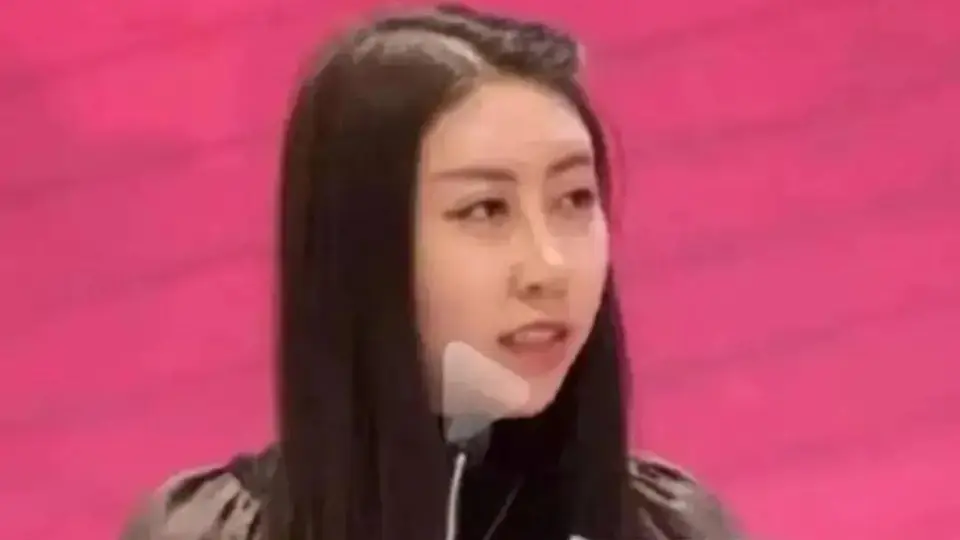 这场围绕贾浅浅的文学争议里，那些曾为她站台的文坛大佬们去哪了