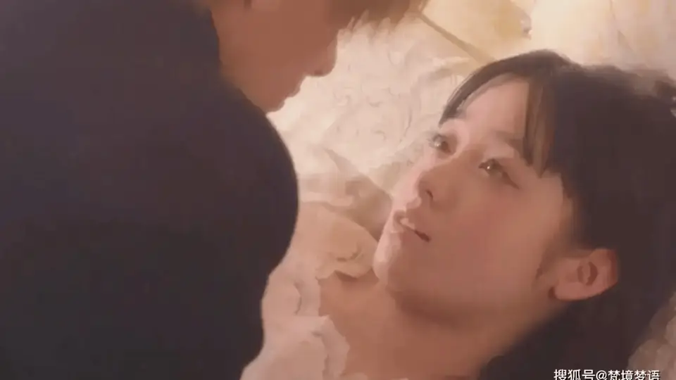 看日本伦理片《少女》 沉浸式体验两个女孩挣脱平庸的偏执成长