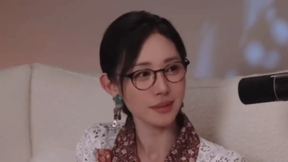 朱洁静分享抗癌经历：多亏前男友察觉胸口异状劝她就医 确诊过程还一边穿刺和医生聊天