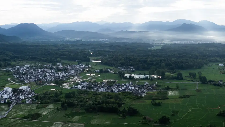走进皖南古村落——石亭村