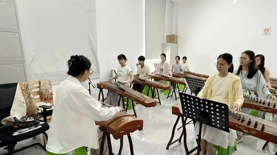 2026暑假龙门县文化馆公益美育课热爆开 223名孩子解锁多元艺术体验