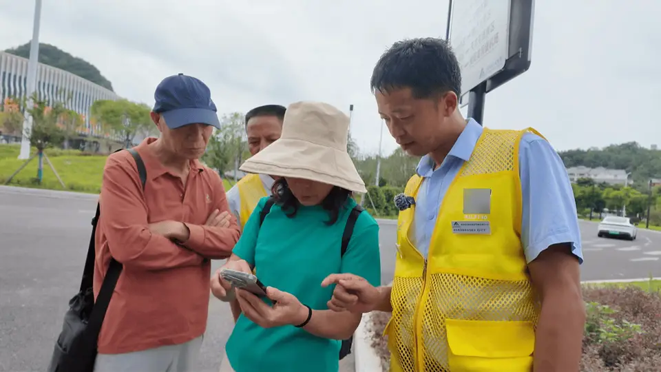 暑期安顺玩遍各景区不用愁 黄果树直通车串起周边线受游客欢迎