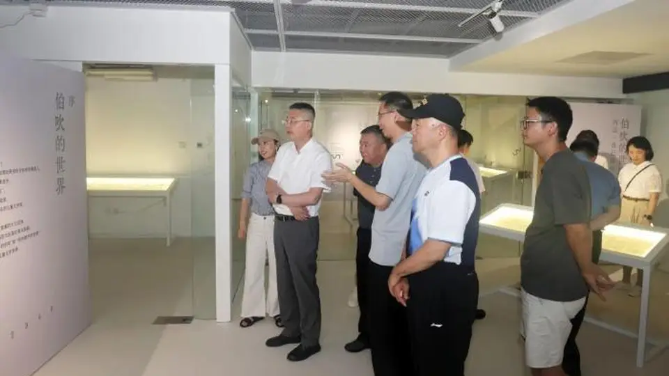 多元活动中感悟先贤力量 上海民盟陈伯吹诞辰120周年主题学习邀参与者共话传承