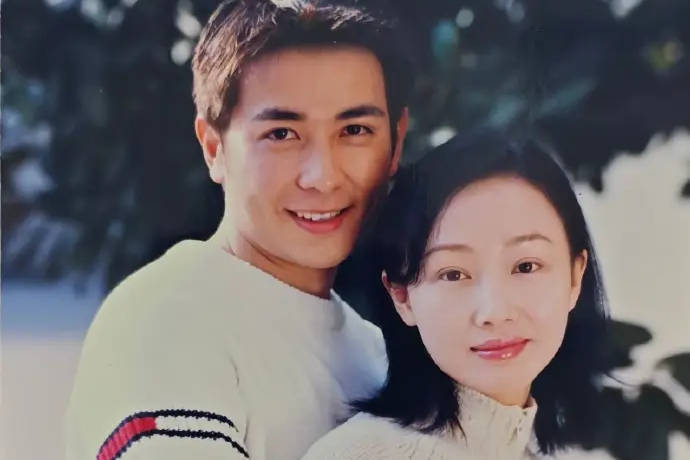 保剑锋方发声明：与黄慧颐曾有过婚姻关系，双方自愿协议离婚