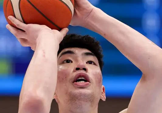 曝浙江三年C类合约签孟子凯 余嘉豪新赛季回归CBA
