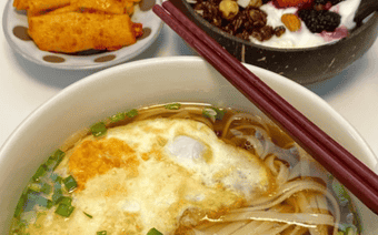 汤清味醇甘香内敛，一口清汤面尝尽食材本味