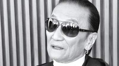 港影四大传奇仅剩谢贤陨落，传奇时代落幕引全民追忆