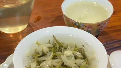喝茉莉花茶时容易犯的5个误区，尤其第3个不少人都会中招