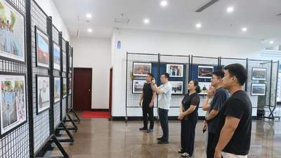 翰墨光影绘初心！罗庄区“沂蒙精神”书画摄影展开展
