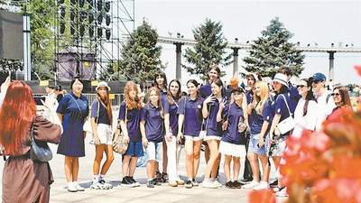 清凉夏日点燃旅游热潮