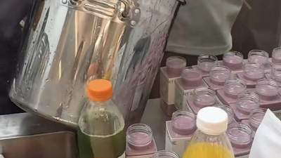 绝味“一日鲜”果汁被曝使用浓缩果浆 品牌鲜饮配料表存疑