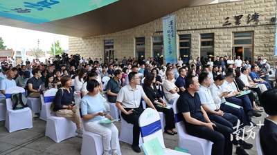 在沁水文学“县”场 多元文学大咖与读者共赴乡土文脉寻踪之旅