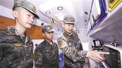 武教头田东亮走访基层问取新招 反复实操迭代挤压伤急救教案细节