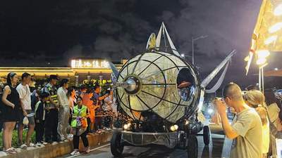 2026滇池咖啡嘉年华巡游参与指南 200米机甲车队带你解锁两岸夜游新玩法