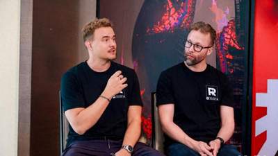ChinaJoy 2026现场解锁！《控制：共振》从太古屋闯进曼哈顿废墟，Remedy双主创聊这场颠覆的多元游戏体验