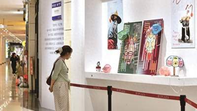 8月6日嘉兴中关村广场“艺启·中关”非遗展开展 本土传统手工艺融入日常场景引市民参与体验