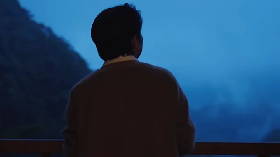 李玉刚消失许久引发热议，卖掉北京的豪宅住进深山，具体原因曝光