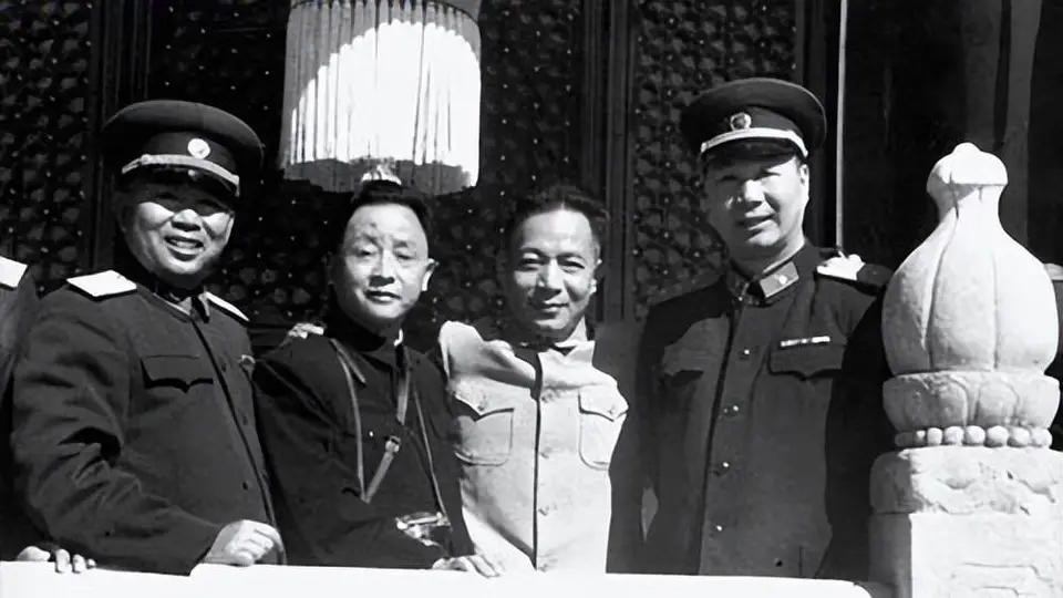 原创一生圆满的开国上将,毛主席四次请他吃饭,说:我是你最大的后台