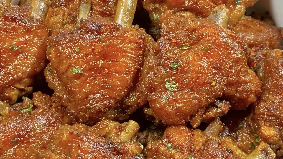 金黄酥脆椒盐鸡翅家常做法详解