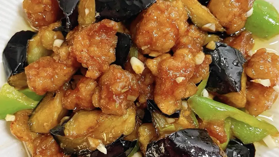 茄子搭肉段太惊喜？外酥里嫩超下饭，做法居然这么简单