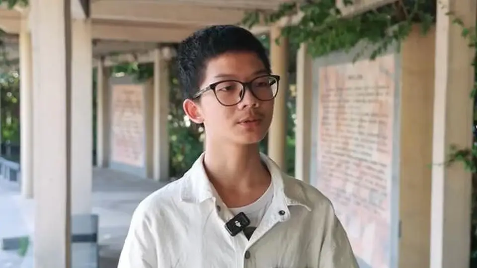河南高考718分与716分同框，二人同为郸城一高同学，目标分别是数学系、人工智能方向