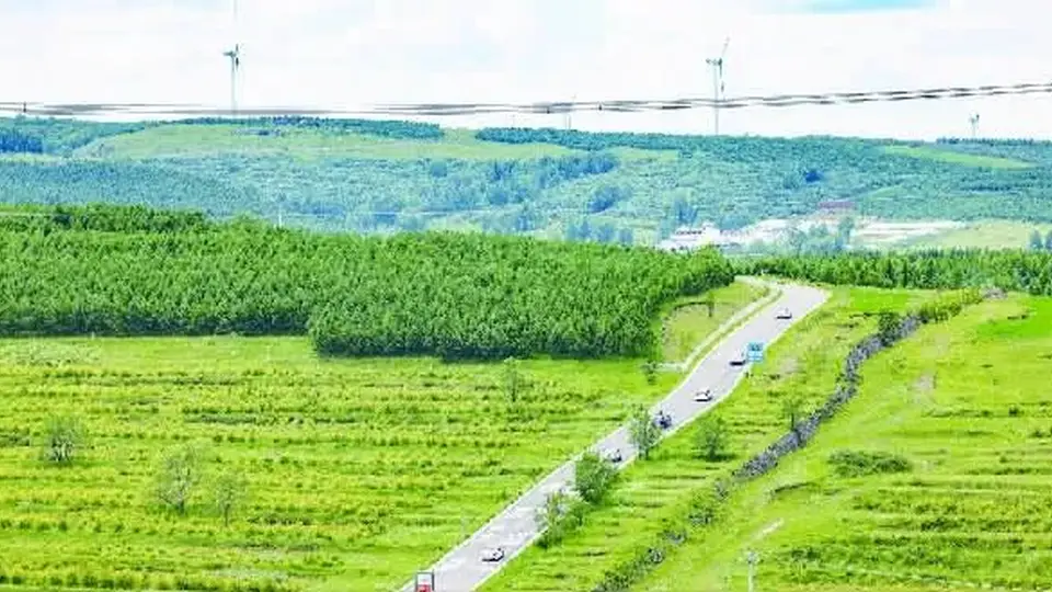 逃离酷暑,奔赴21℃的张家口:草原天路、亲子乐园与人文研学全攻略