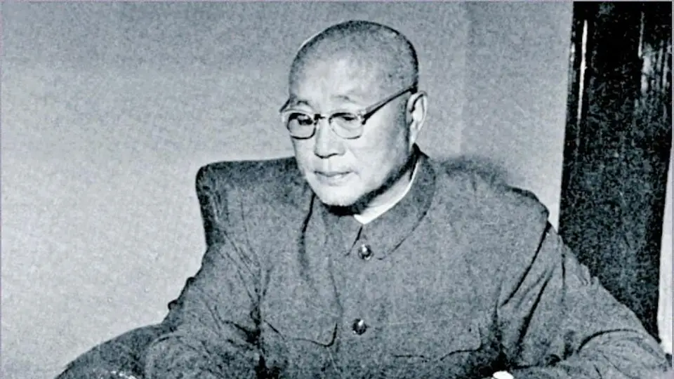 长征途中陷入绝境的刘伯承,坦言此生只服这位力挽狂澜的军事掌舵人