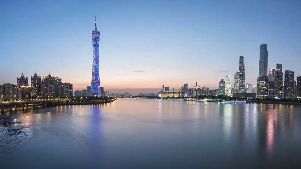 广州土拍赛场硝烟四起 保利绿城硬核过招引参与者热议