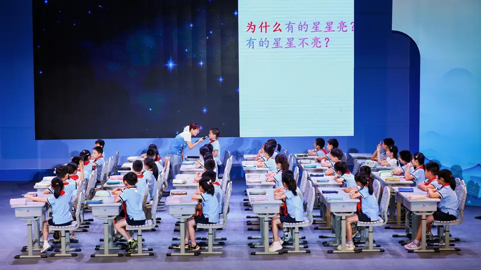 全球18国8000首华文童诗齐聚宁海 童诗大会上听小诗人分享创作趣事