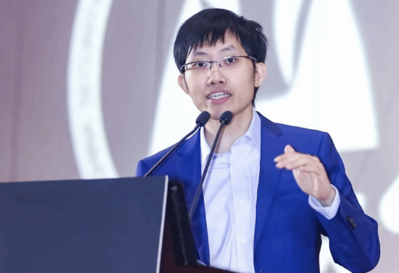 360亿美元，梁文锋成世界AI领域新首富