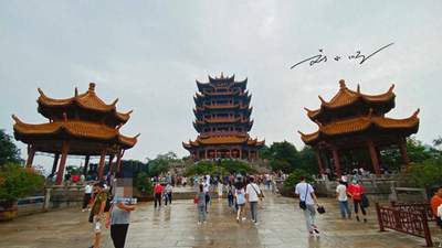 来黄鹤楼体验古今交融之美 还能探索建筑匠心设计