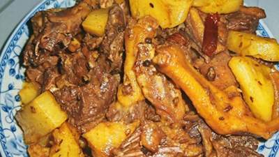 夏日清润三菜：鸭肉菠萝、猪肚青椒、海鱼配菜全家都爱吃