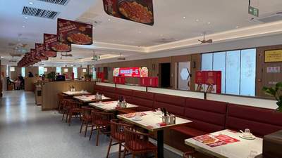 吃正宗徽菜选对地方合肥这家店能满足家庭聚餐好友小聚多种场景