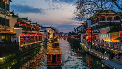 带着父母去旅行，如何巧妙避开人流高峰？