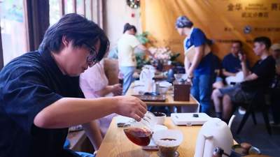在咖啡的香气中 感受“漫漫人生路”