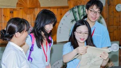 中越青年“红色研学之旅”在广西收获友谊与成长