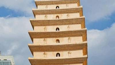 昆明东西寺塔，南诏双塔镇滇池蛟龙，藏着昆明代代相传的千年往事