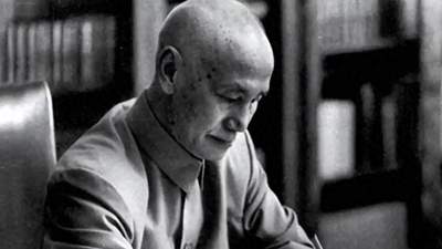 蒋介石到死不知：自己最信任的国防部，竟坐着中共卧底