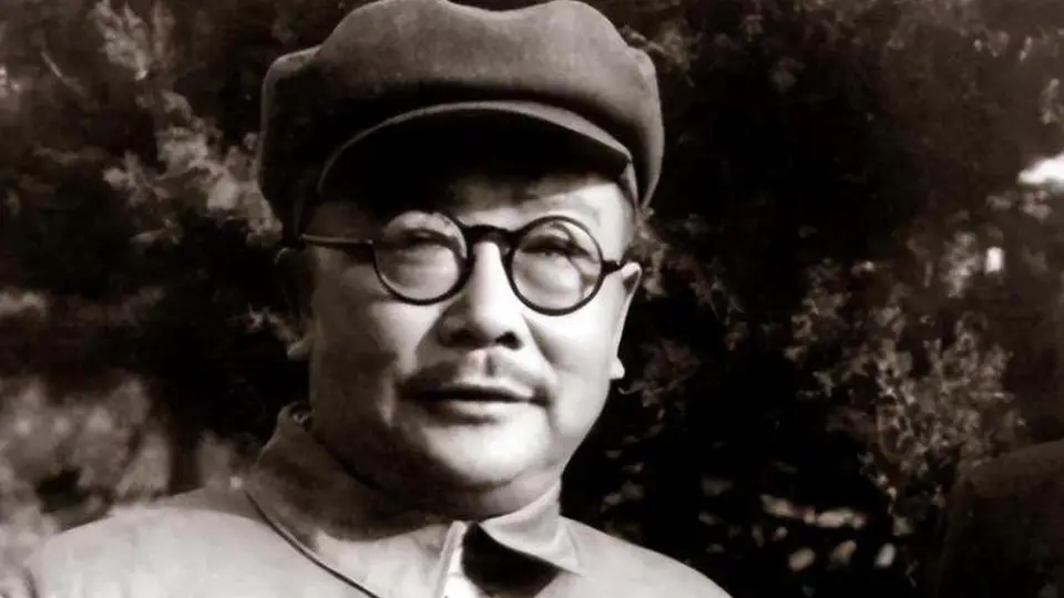 1937年李克农散步遇老农扔纸团,参与查险的各方角色如何步步追踪、隐秘传讯护安全