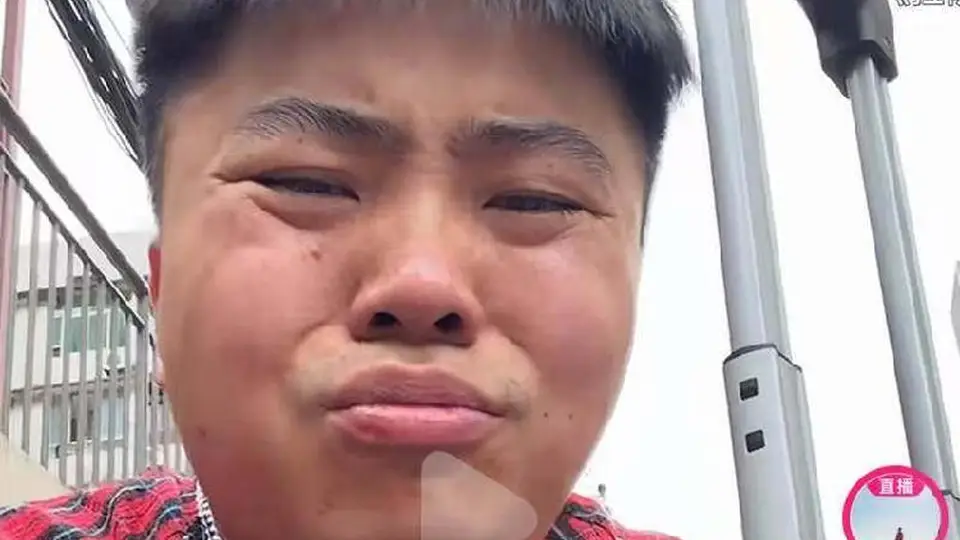 “李要得”:打车到拉萨把屁股都坐痛了,因为重庆选择了“黄色法拉利”