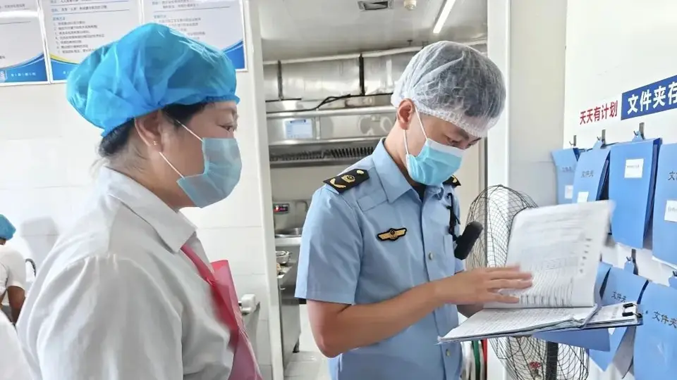 威海市场监管局严守旅游旺季食品安全防线