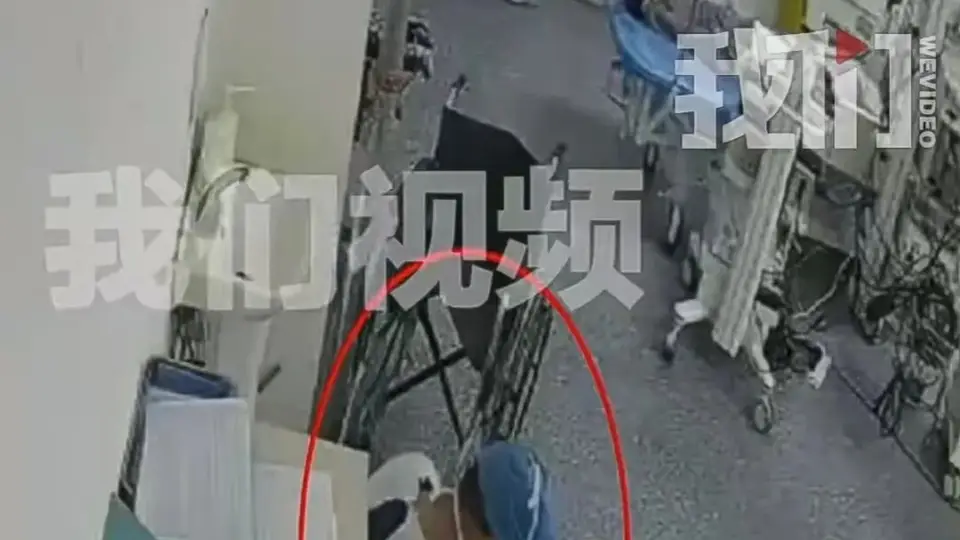 麻醉师支气管镜诊疗全程玩手机 医院未经同意拍摄患者还称责任不大 众人呼吁严查涉事医院过错