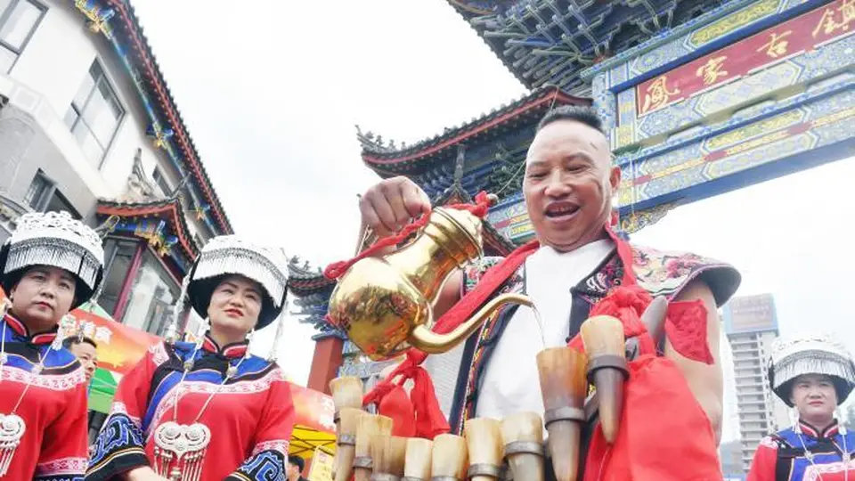 8月5日云南禄劝火把节启幕 多元活动拉满观众参与感