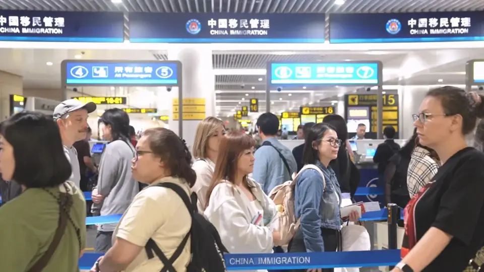 重庆江北国际机场口岸出入境人员突破200万人次