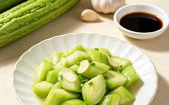 入伏后，少吃茄子和土豆！这3种“黄金菜”才是宝，农残低营养好