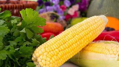 养胃别只吃玉米！医生提醒：这三类食物要忌口，胃病才能好得快